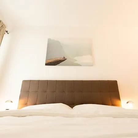 Alpencity Affittacamere 3*