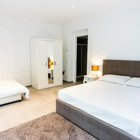 Affittacamere Alpencity 3*